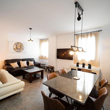 Duplex 8 Canos Ronda Exterior foto