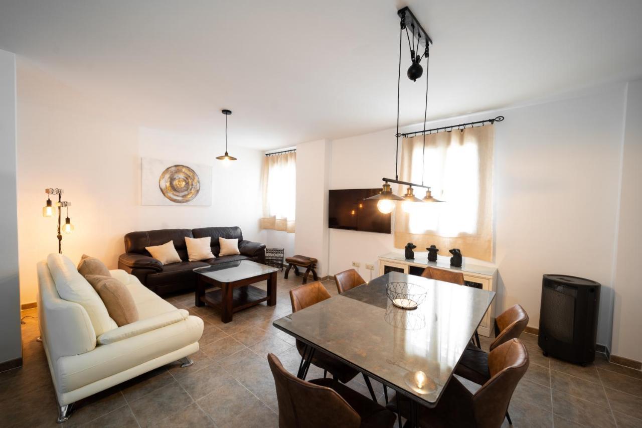 Duplex 8 Canos Ronda Exterior foto
